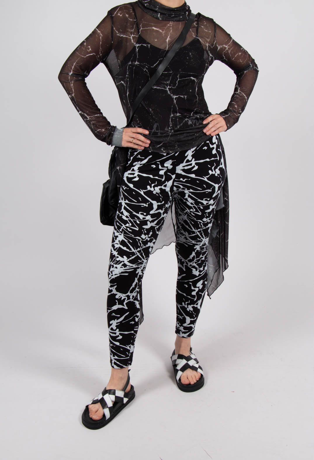 Ankle Cropped Leggings in Black with White Print