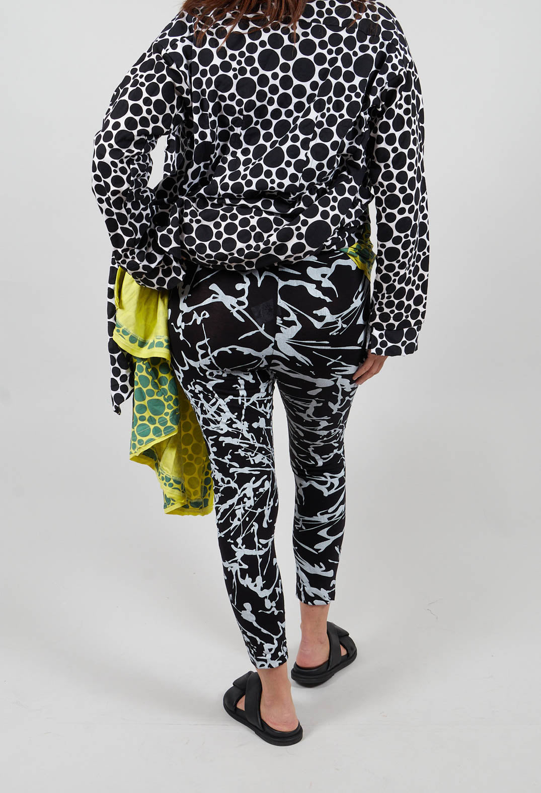 Ankle Cropped Leggings in Black with White Print