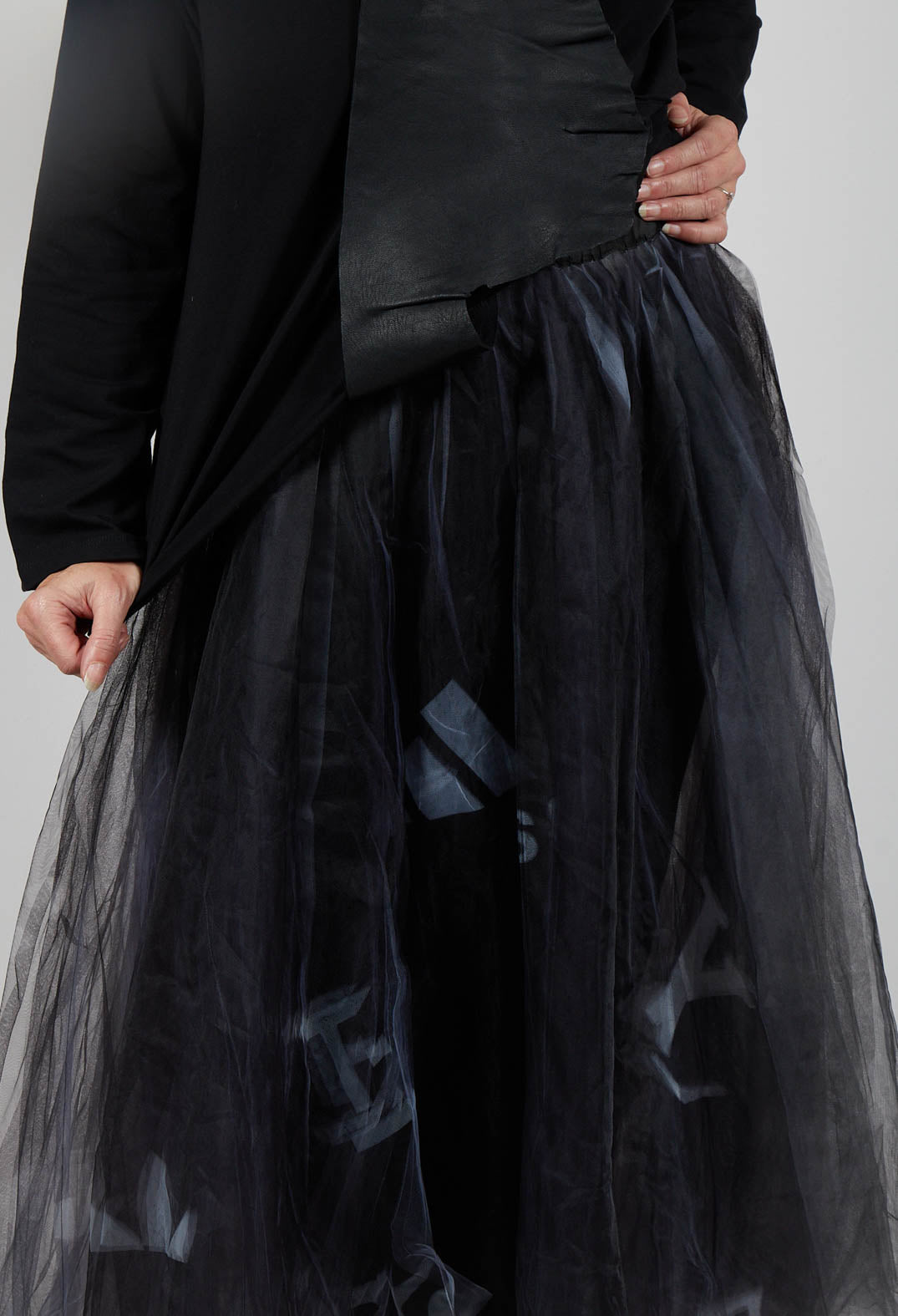 Go Netted Skirt in Black