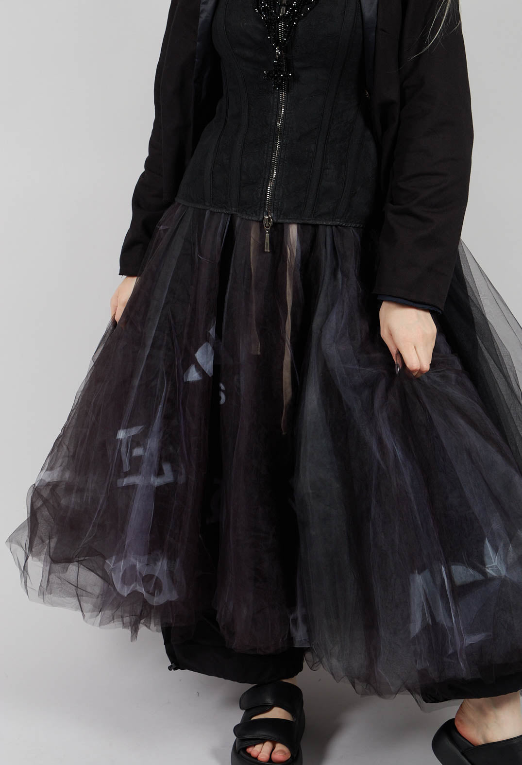 Go Netted Skirt in Black