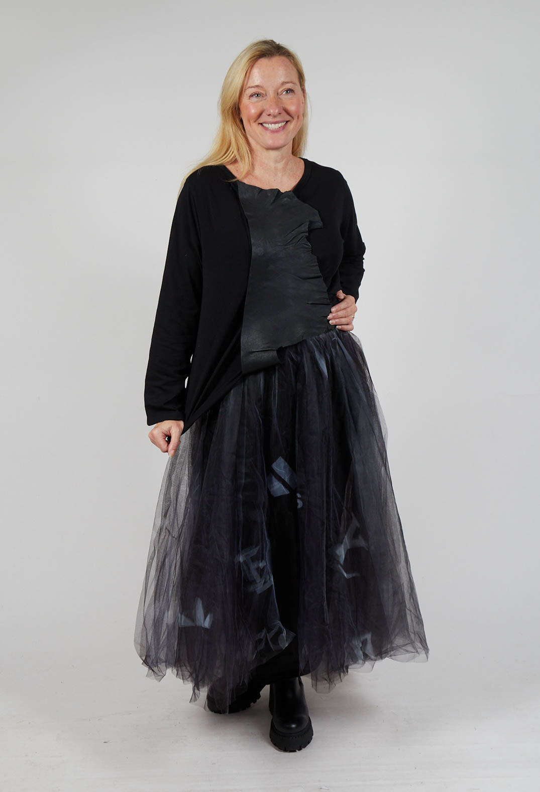 Go Netted Skirt in Black