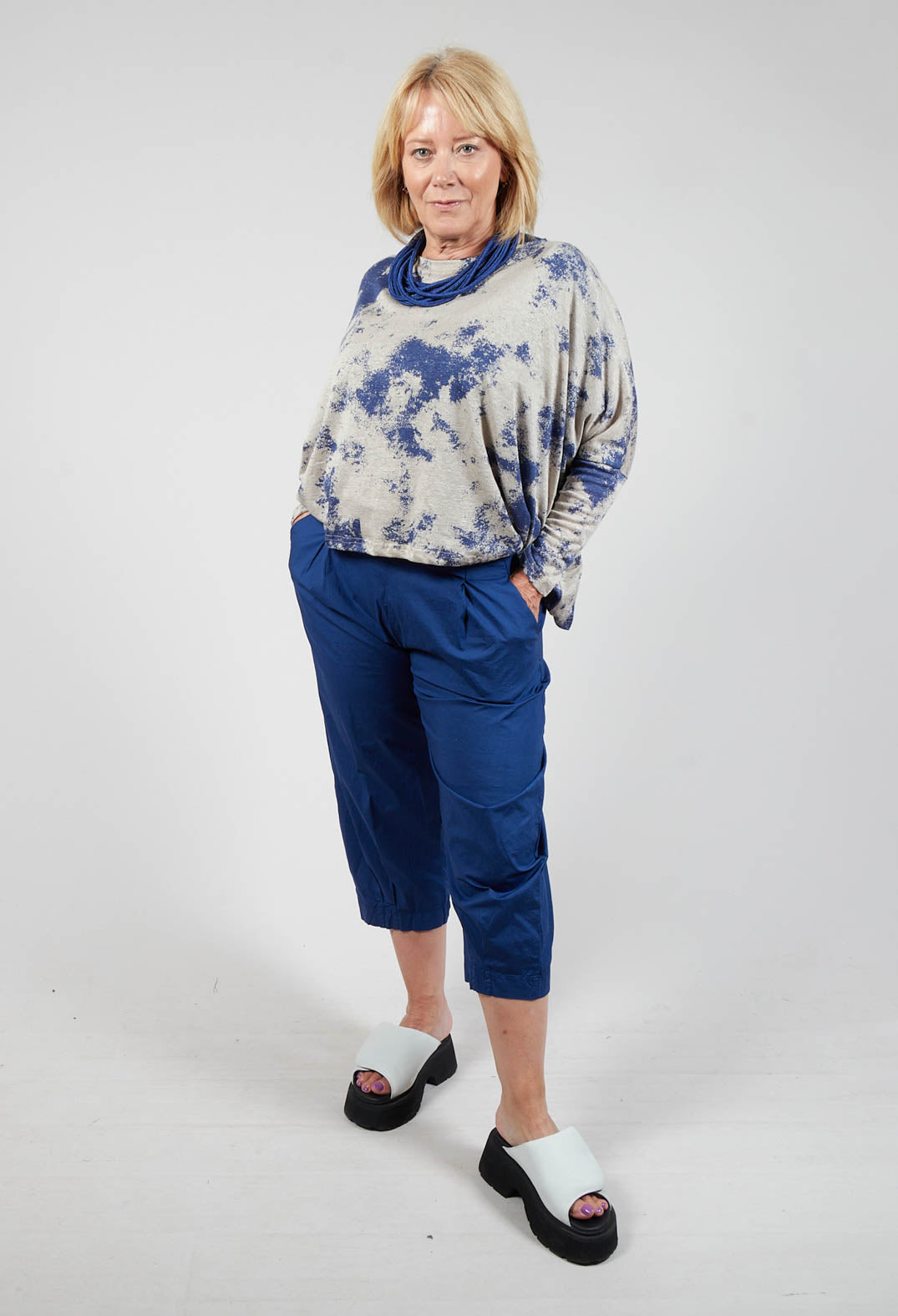 Bianco P Trousers in Officina