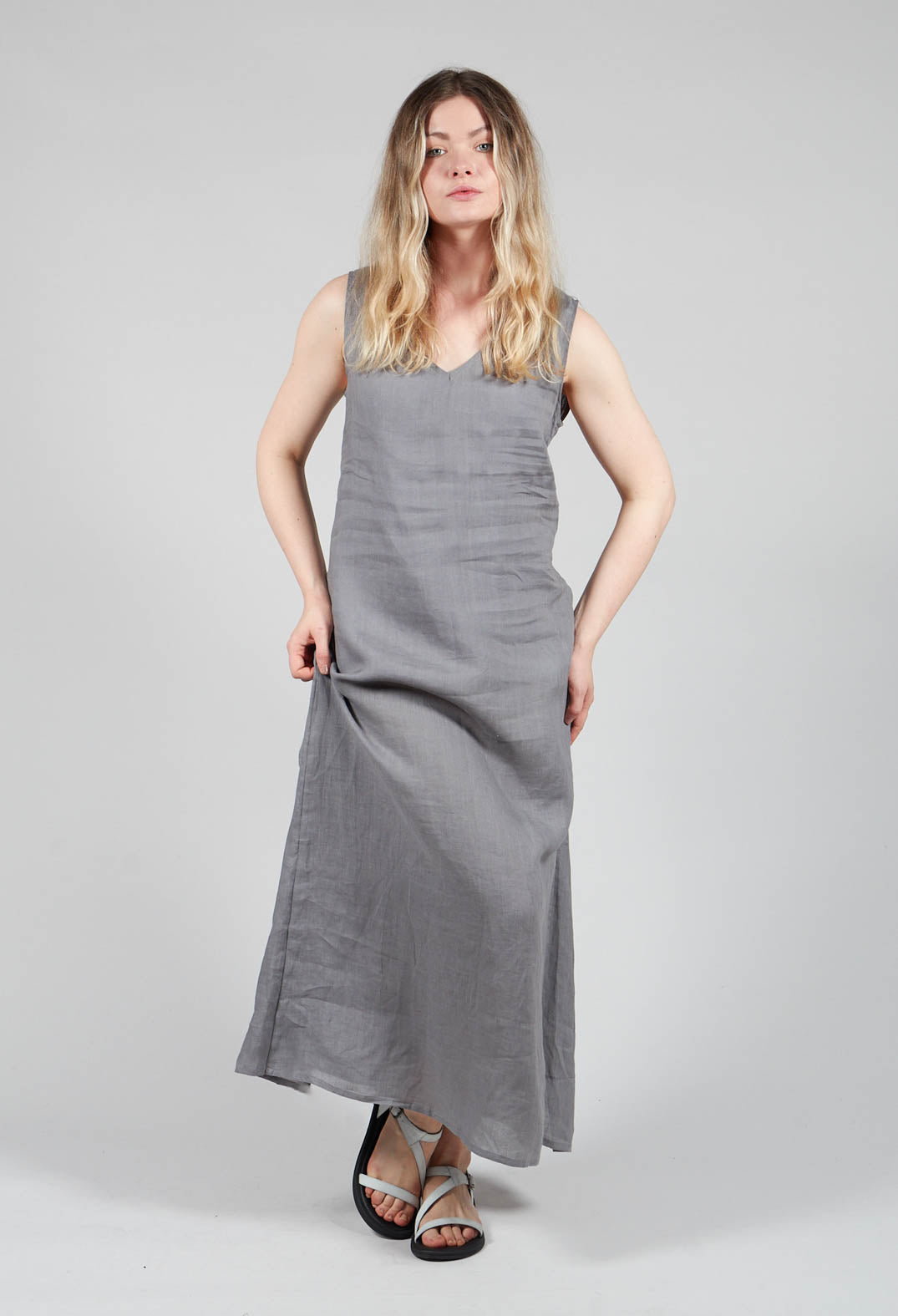 Sarah Pacini V-Neck Linen Dress in Grey | Olivia May Sarah Pacini V-Neck Linen Dress in Grey | Olivia May