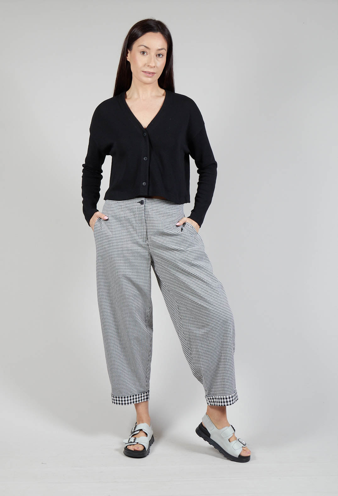 Cropped Trousers in Black Check