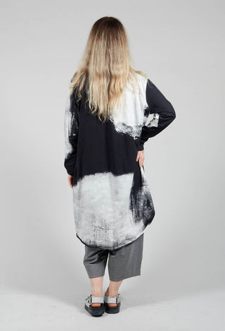 Jersey Top with High Low Hem in Black and White
