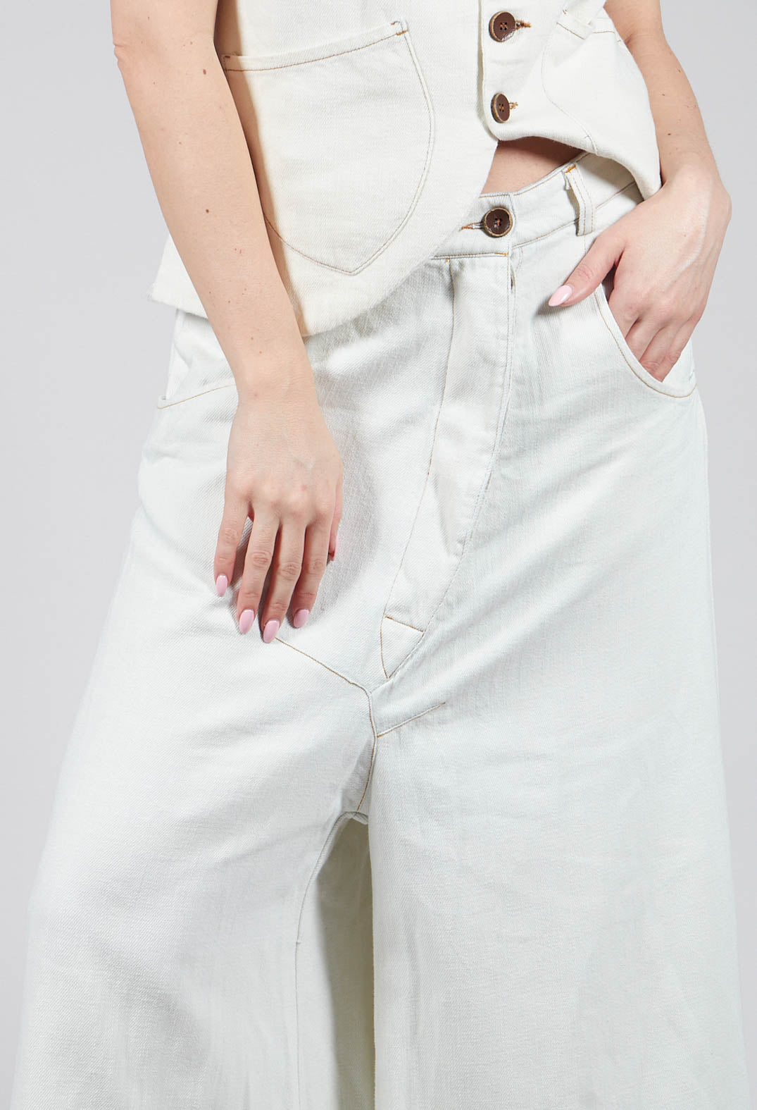 Wide Leg Flared Jeans in Off White