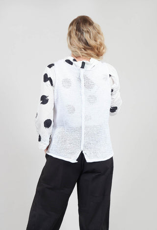 Sleeveless Knitted Vest in White