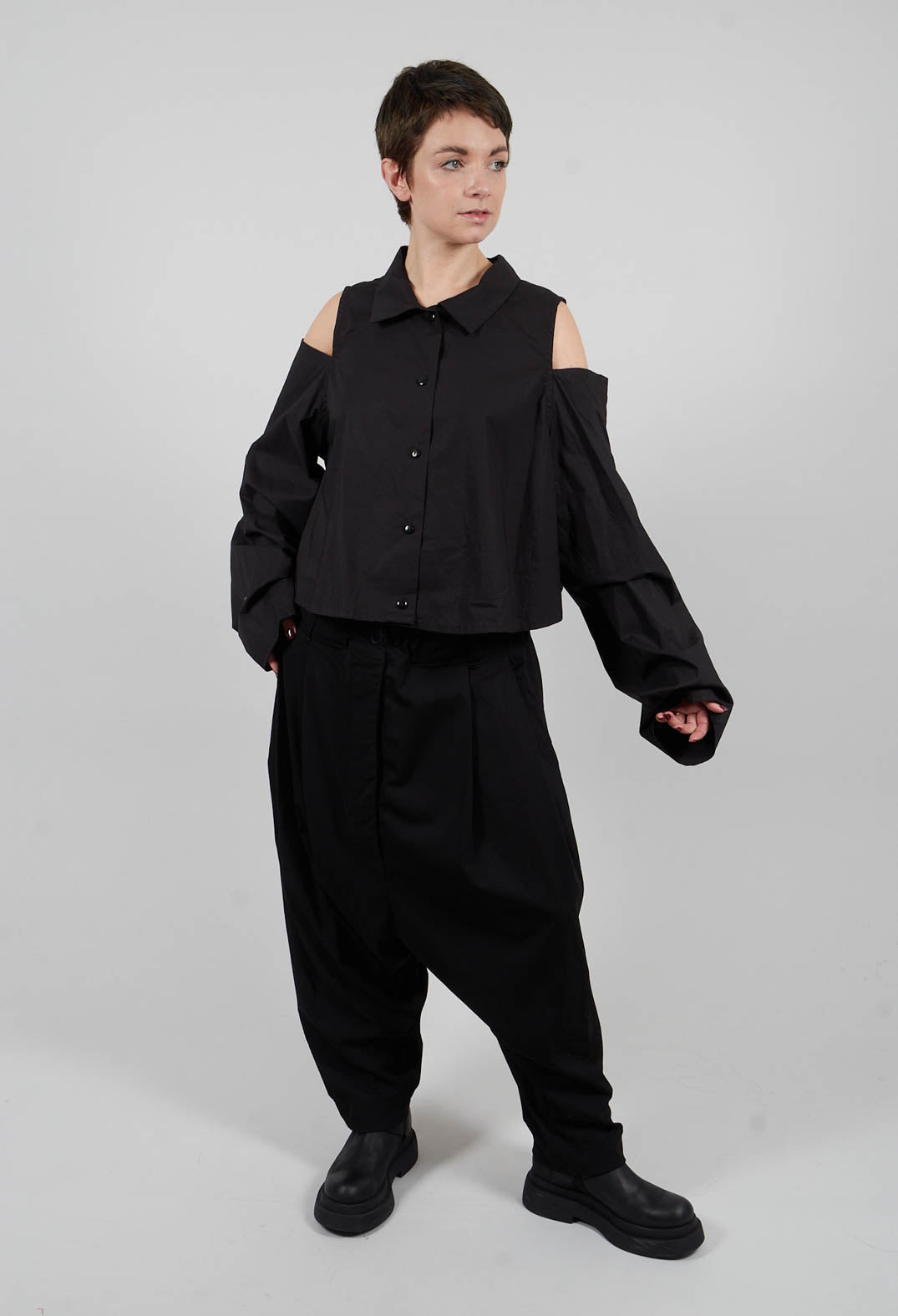 Dansholmen Shirt with Cut Out Shoulders in Black