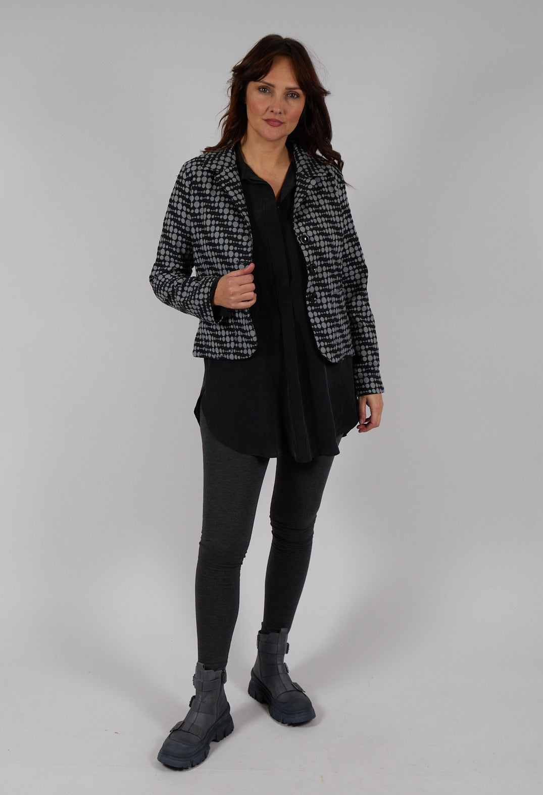 Spotty Jacquard Short Jacket with Button Front in Silver