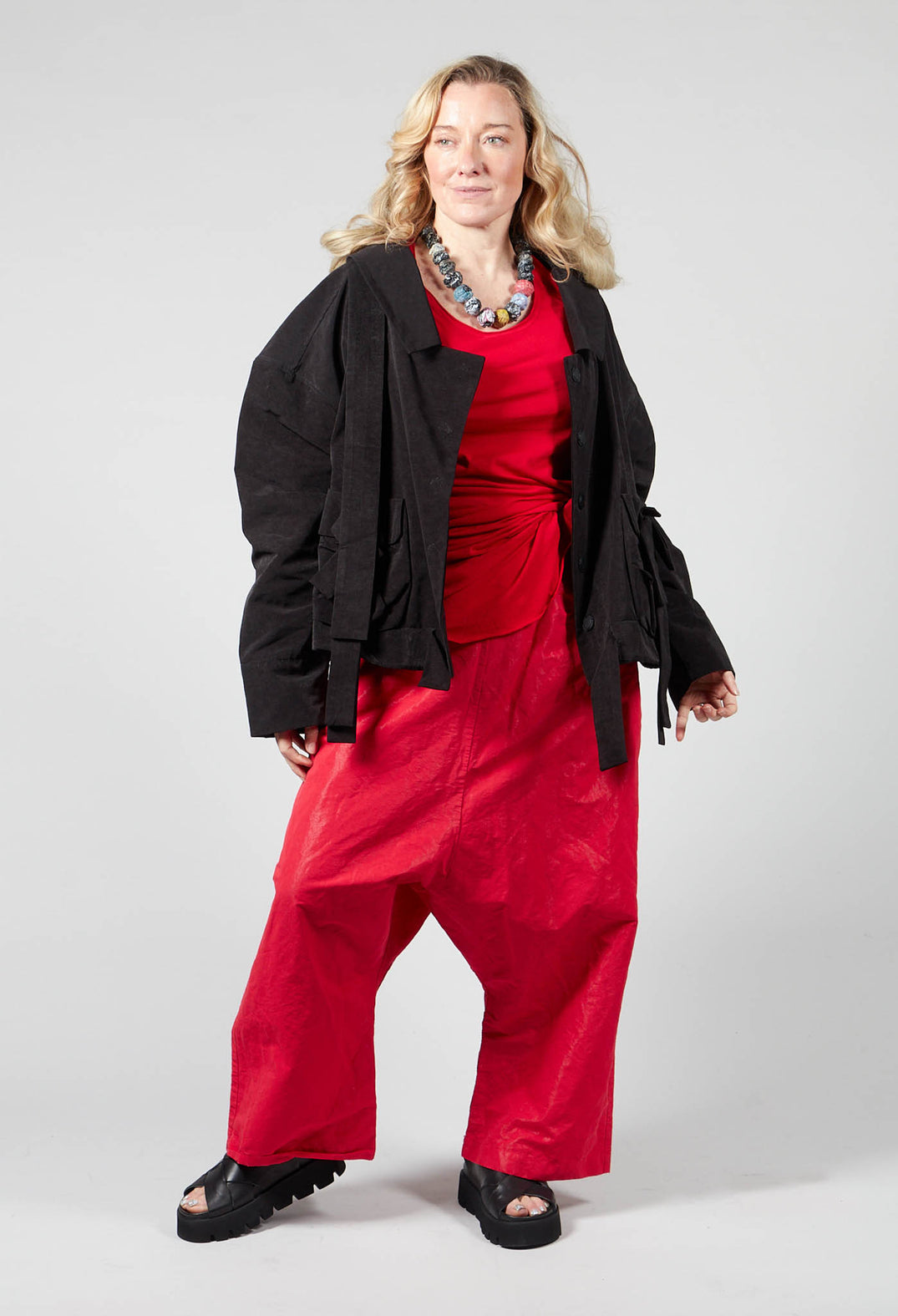 Wide Leg Drop Crotch Cropped Trousers in Red
