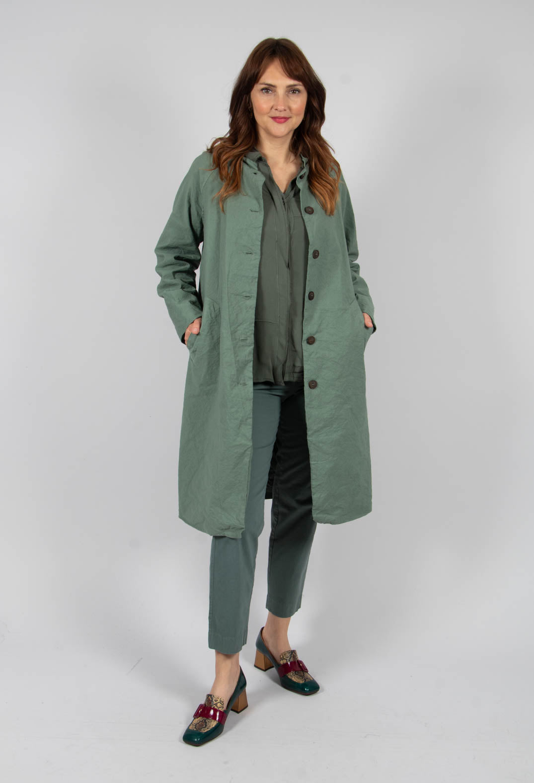 Straight Leg Trousers in Pietra