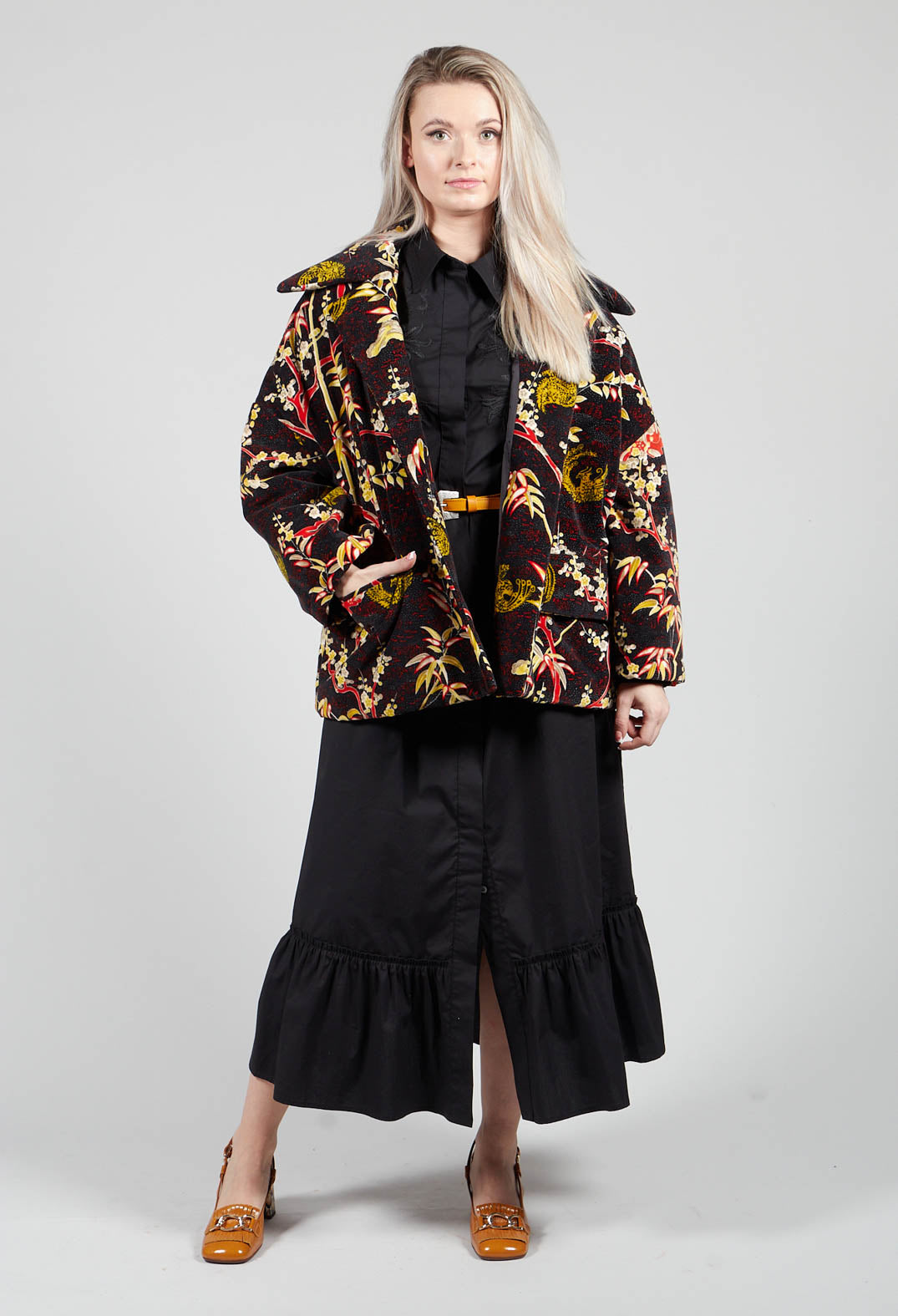 Velvet Short Coat in Black Print