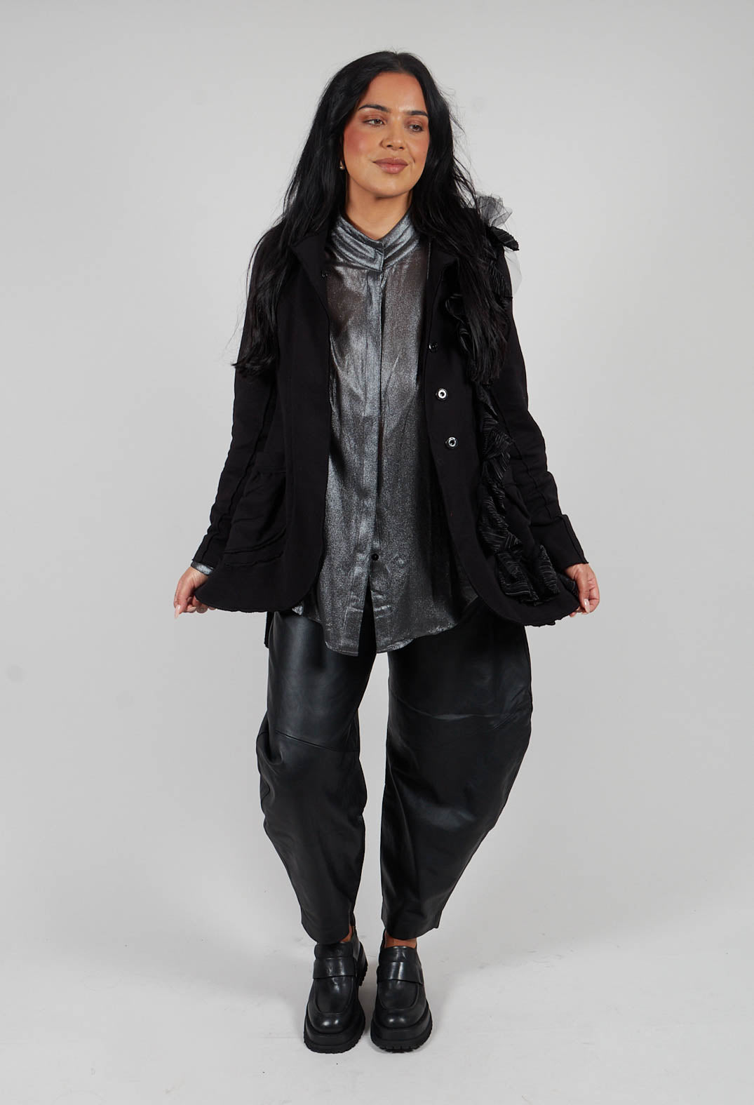 Damelia Shirt in Silver and Black