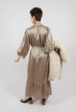 Flounce Dress in Couette