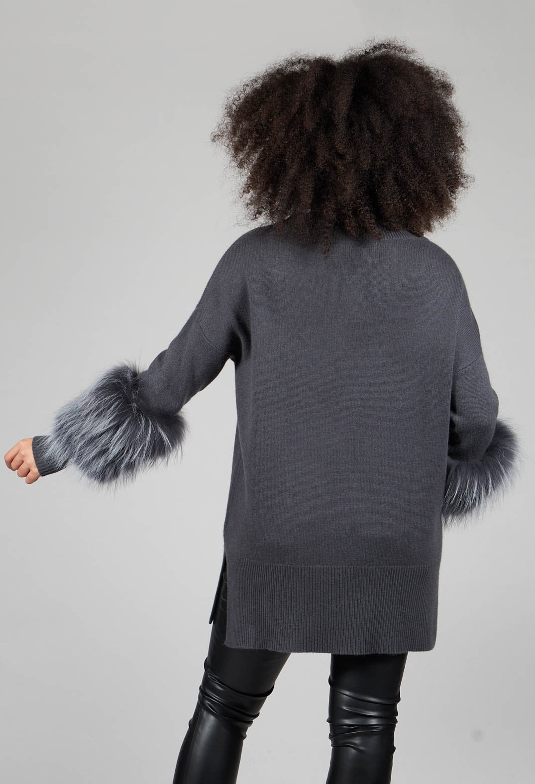 Cashmere Jumper with Fur Trim Sleeves in Volcanic Rock Grey