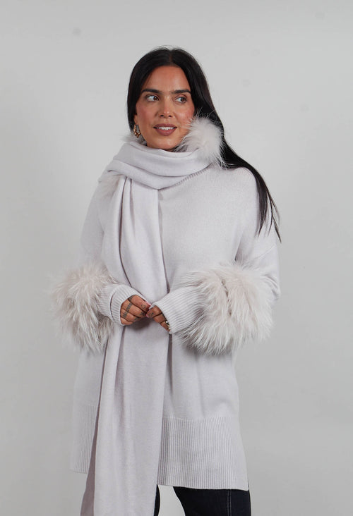 Cashmere Scarf with Fur Trim in Fog