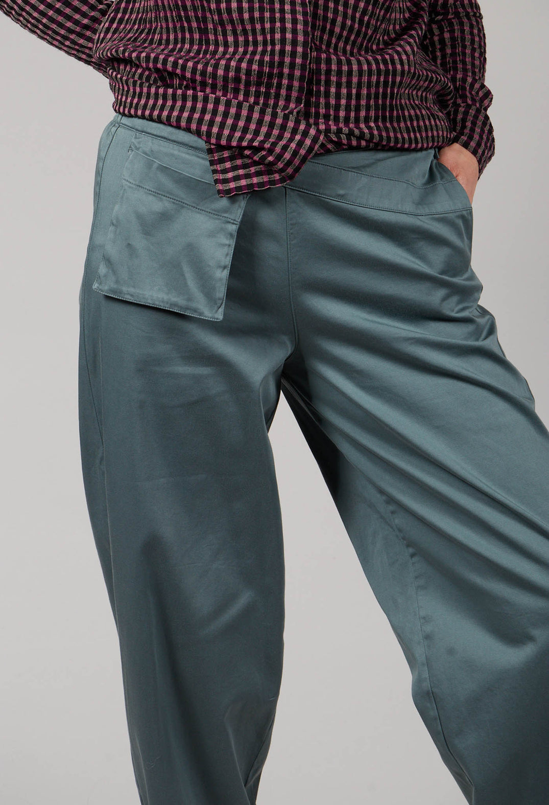 Rifu Pants in Sage Leaf