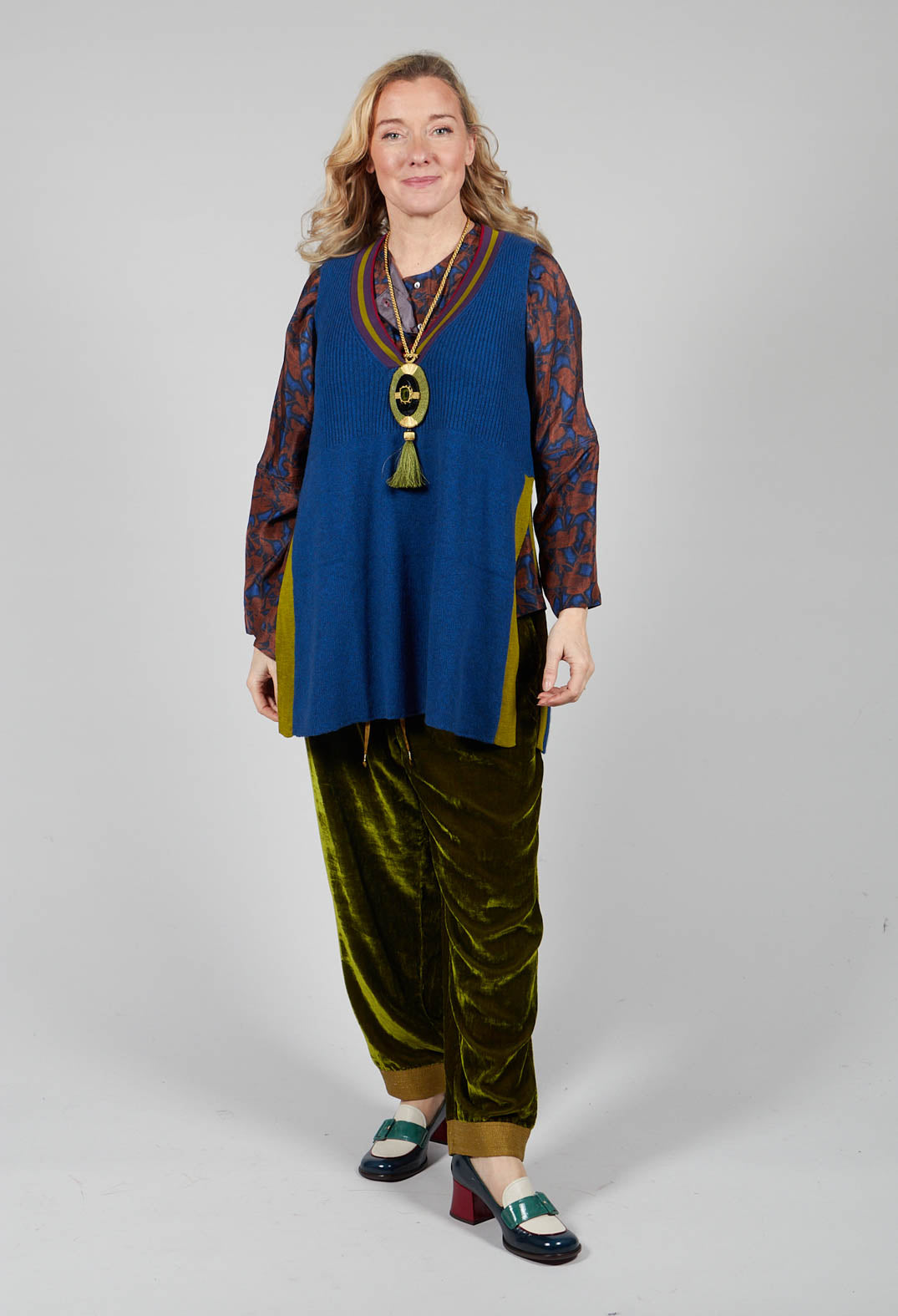 Vest Marigold in Sapphire