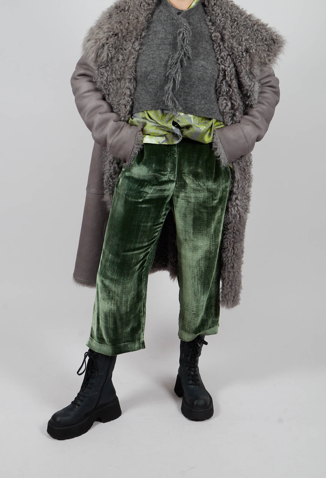 Cropped Velvet in Jade