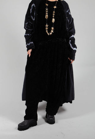 Besitzkraft Trousers in Kaviar Black