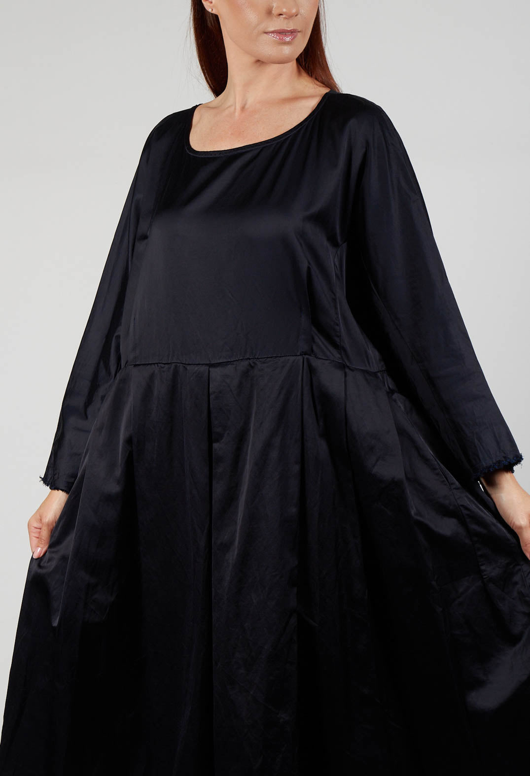Orphig Dress in Nacht Blue