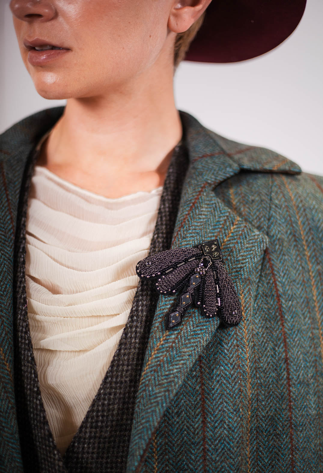 Dragonfly Brooch in Black