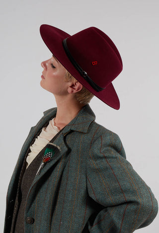 Tuileries Hat in Burgundy