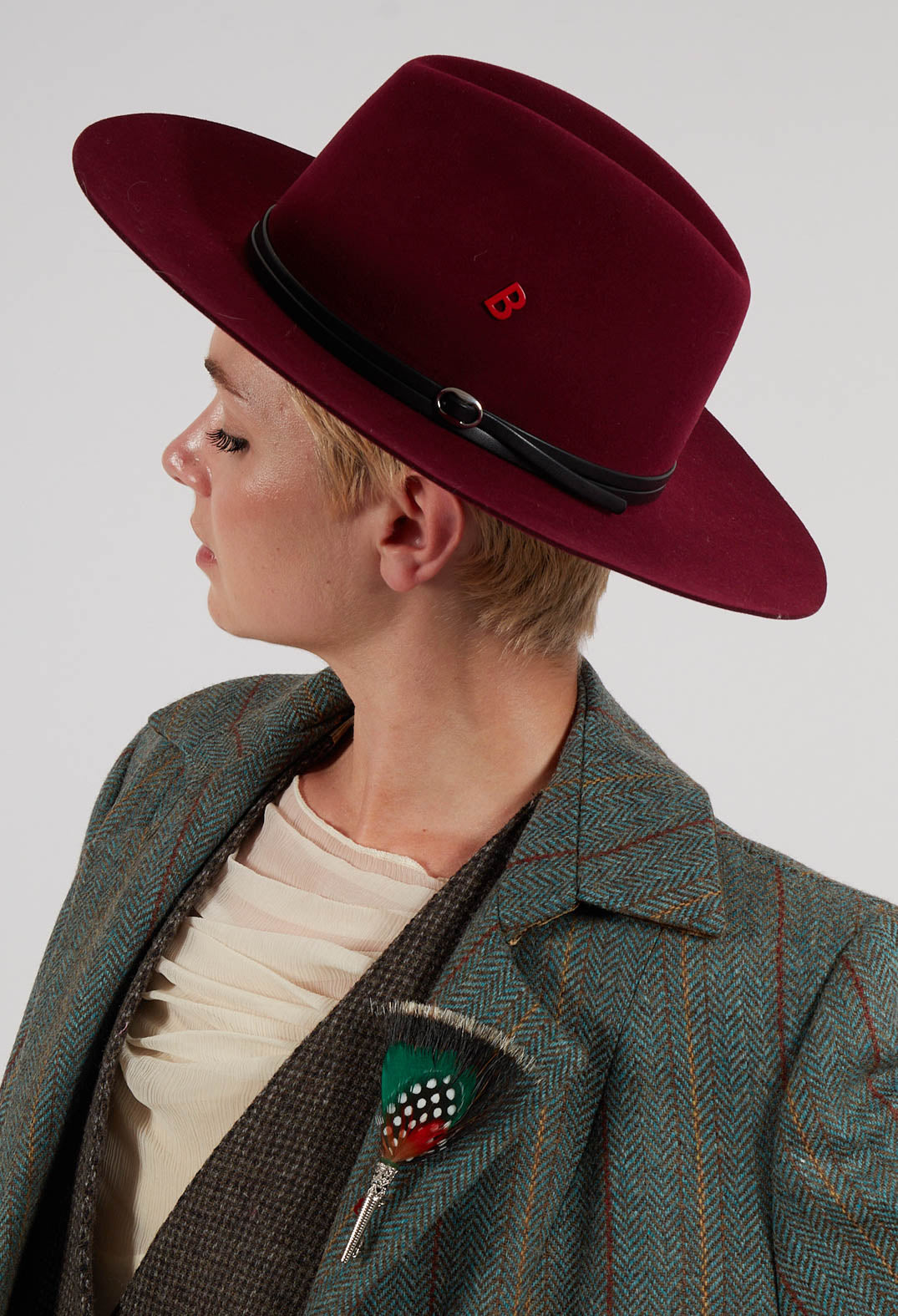 Tuileries Hat in Burgundy