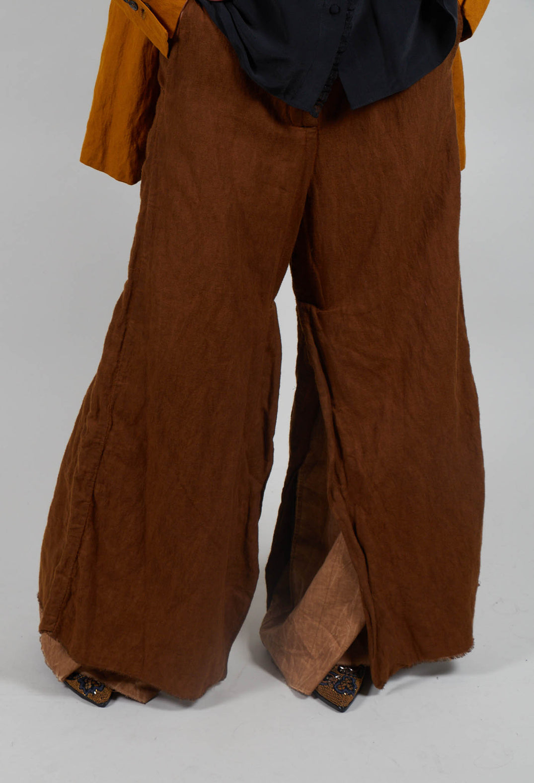 Split Inseam Trousers in Land