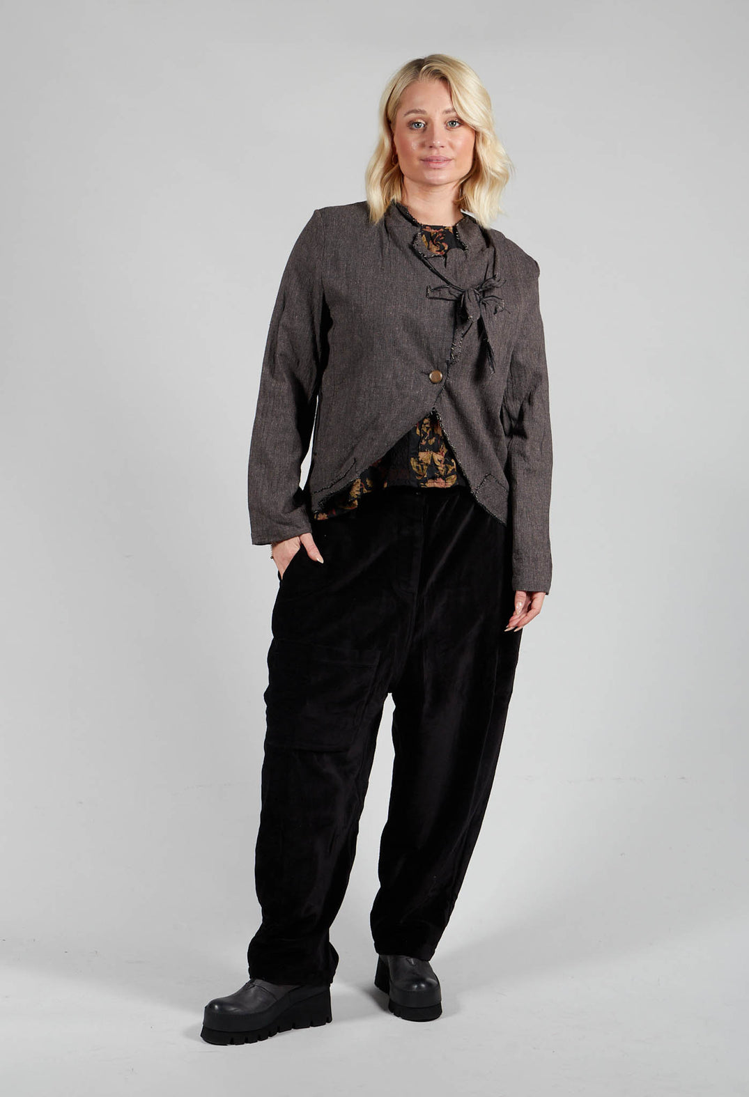 Elgantine Top in Noir