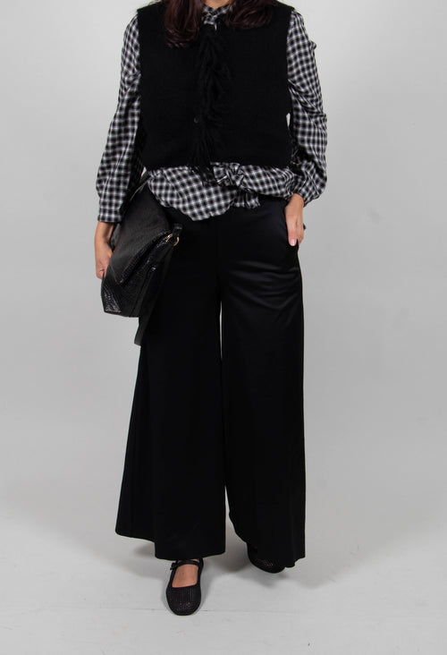 Wide Leg Trousers in Black