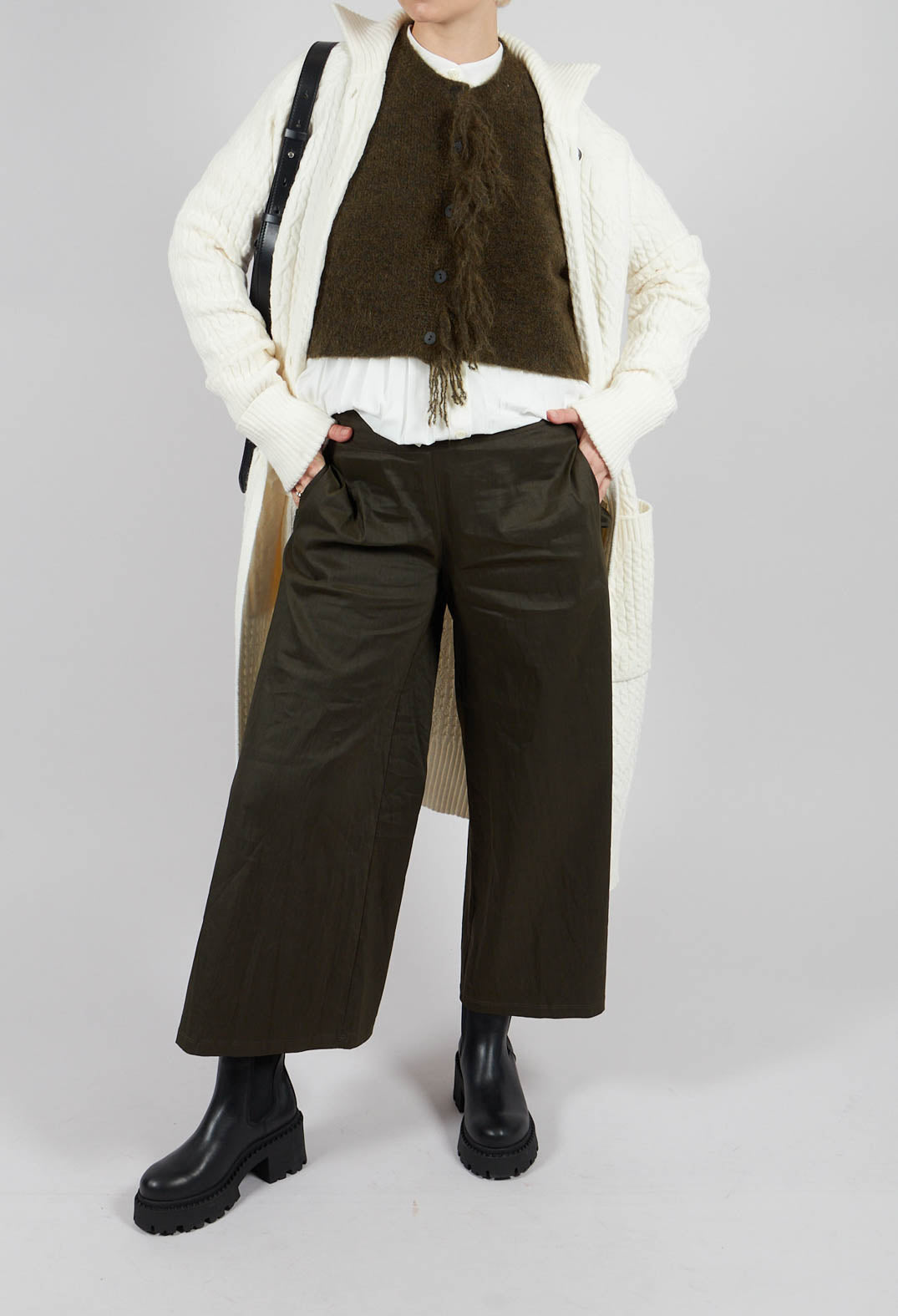 Vanessa Trousers in Khaki