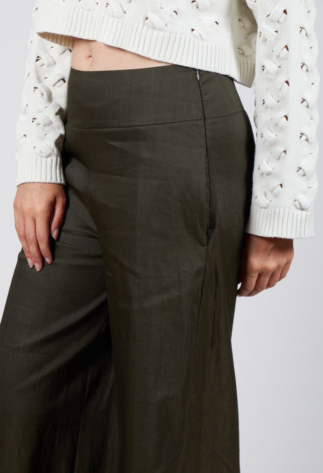 Vanessa Trousers in Khaki