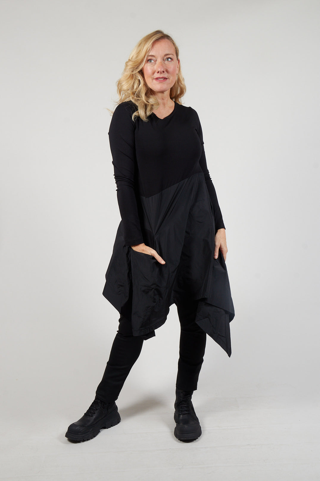 Tunic Bise In Black