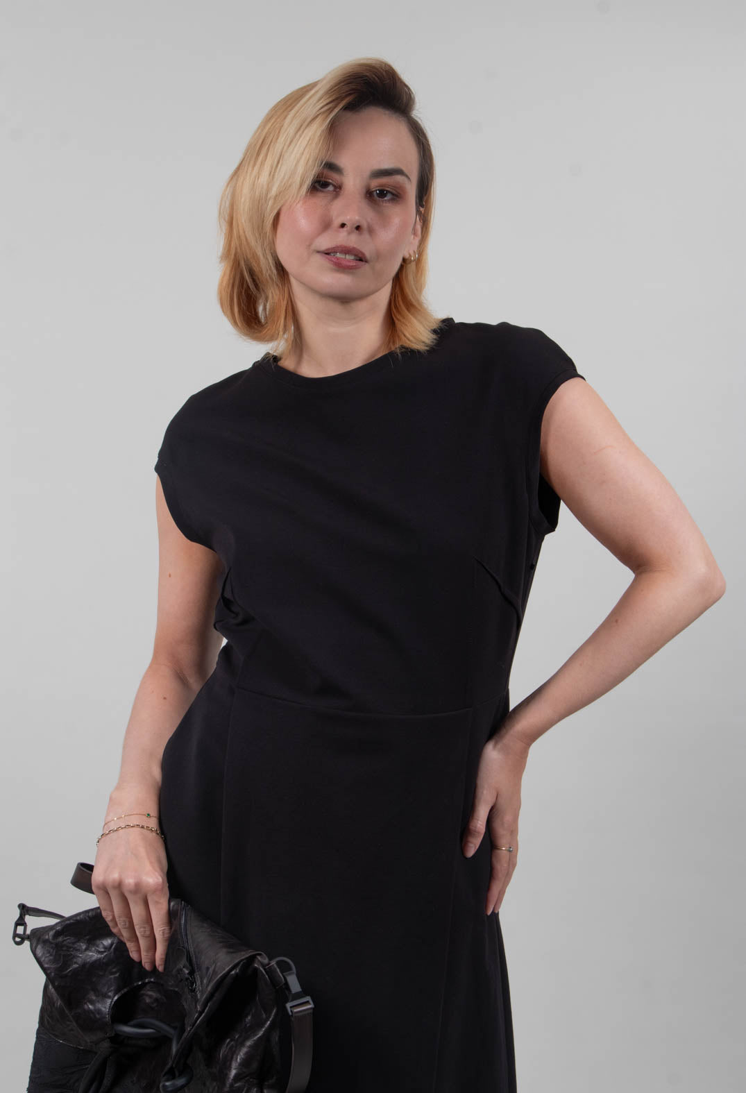 Dress Anda In Black
