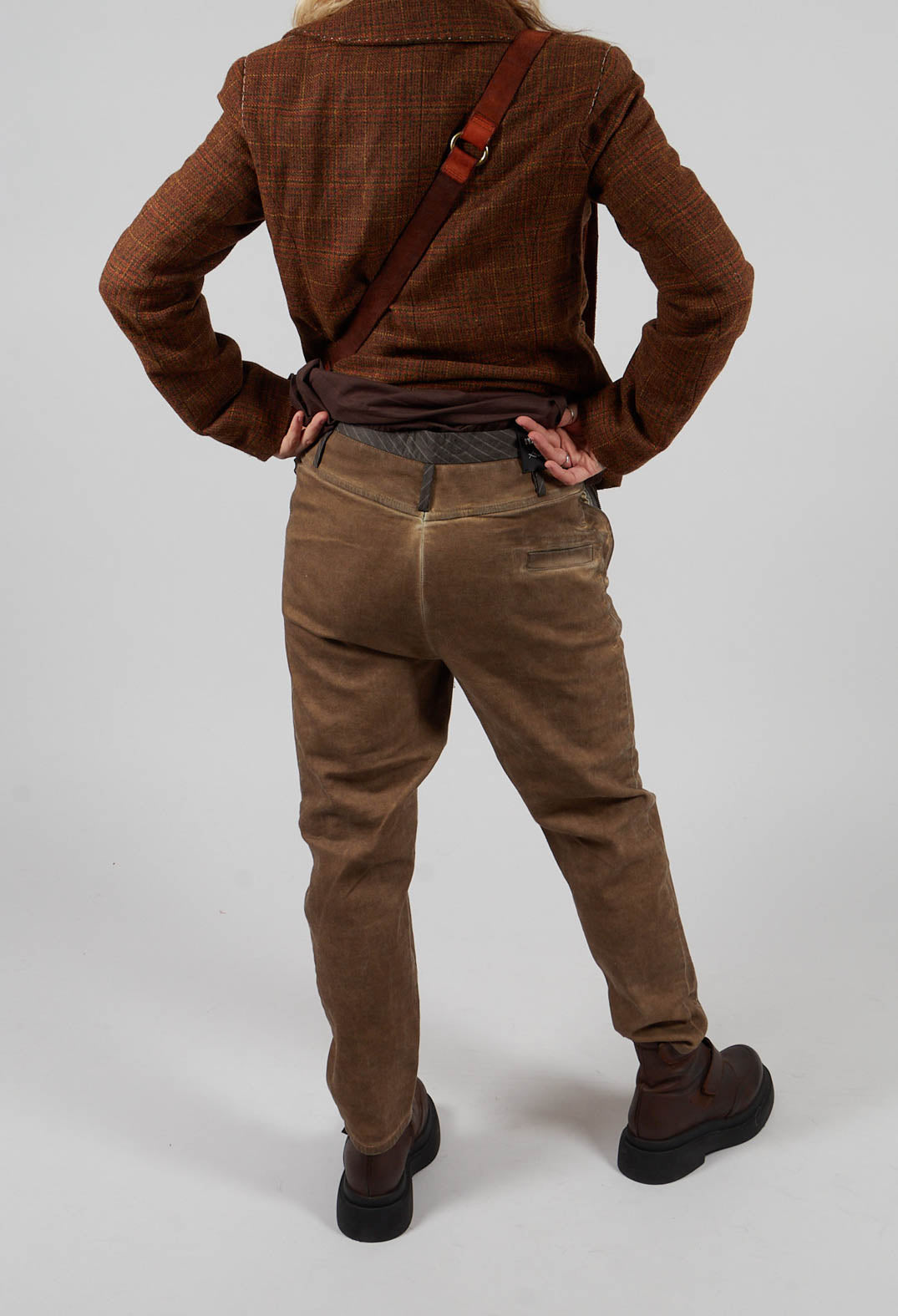 Stitch Jean Trousers in Original Brown