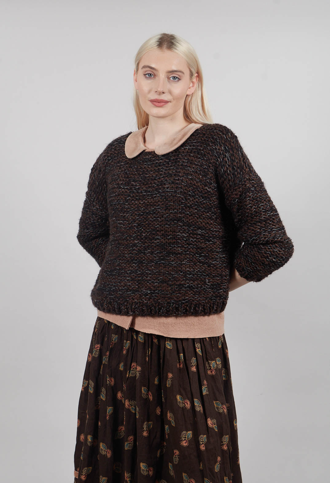 Purl Knit Scoop Neck Jumper in Brown Black