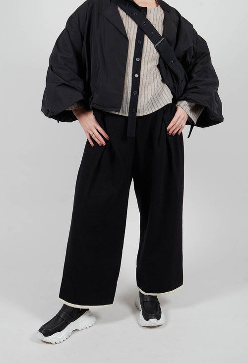 Pleated Trousers with Contrast Lining in Black