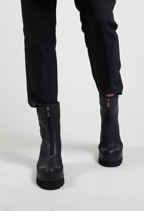 Wedge Heel Boots in Gasoline Nero