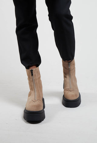 Boots With Front Zip in London DK Beige