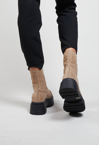 Boots With Front Zip in London DK Beige