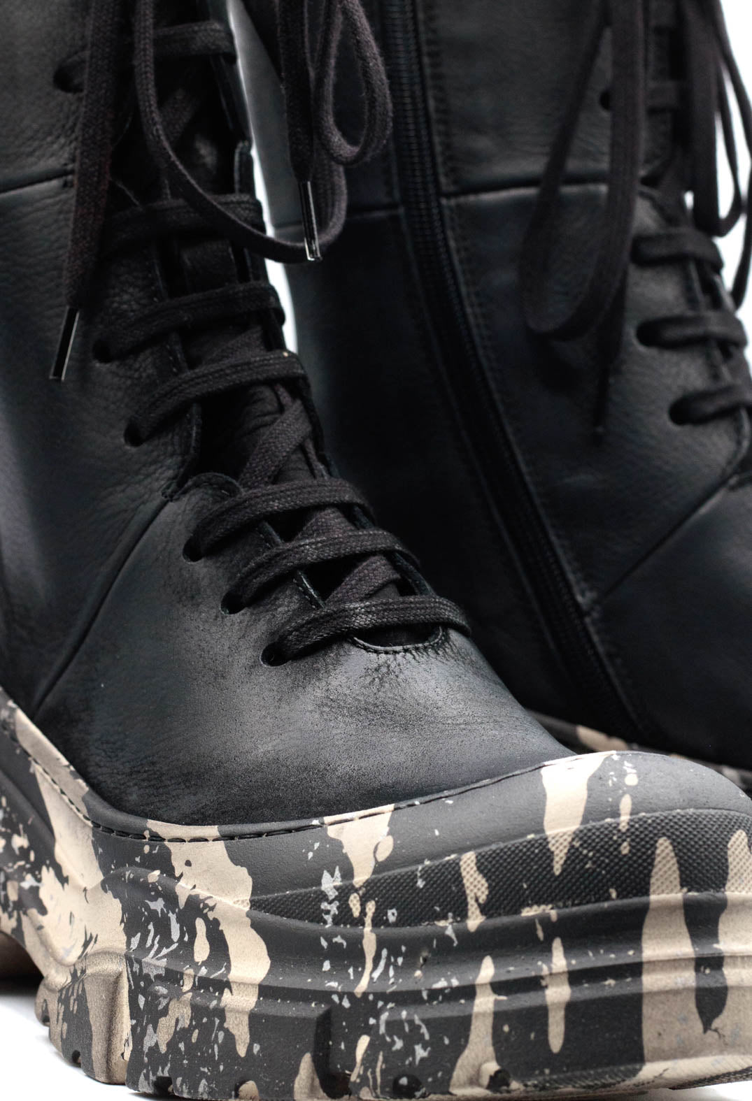Lace Up Boots With Chunky Sole in Gasoline Nero