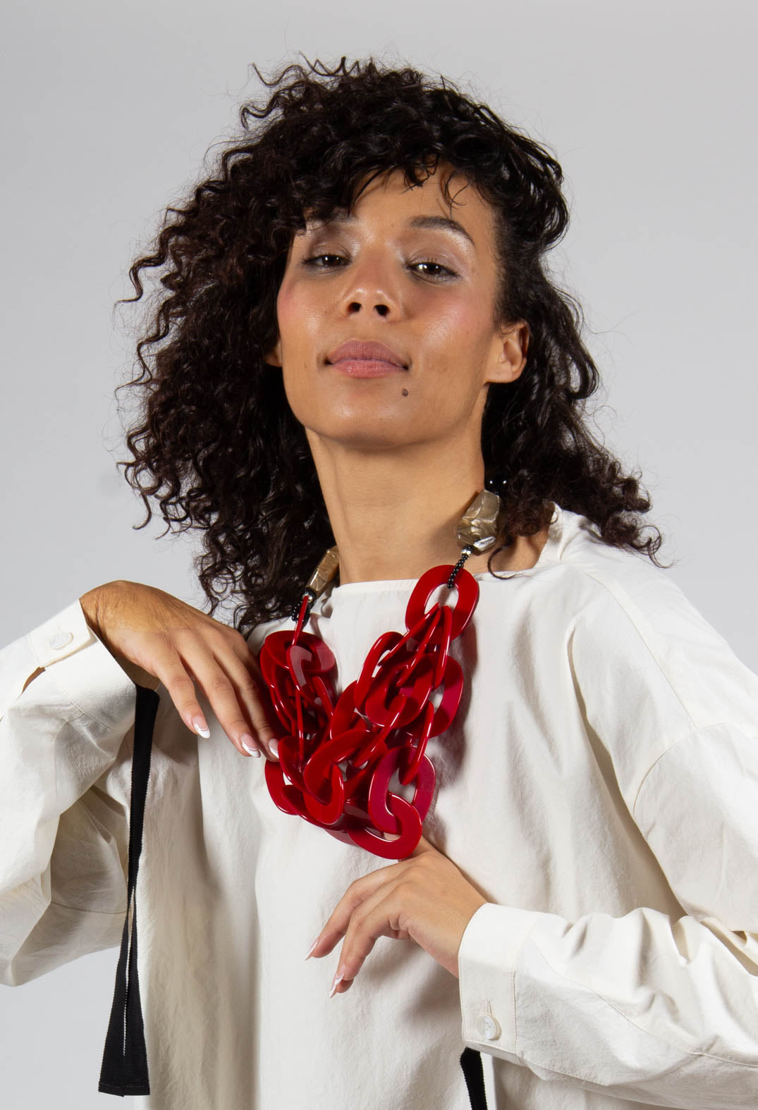 Estasi 3 Strands of Flat Chain Necklace