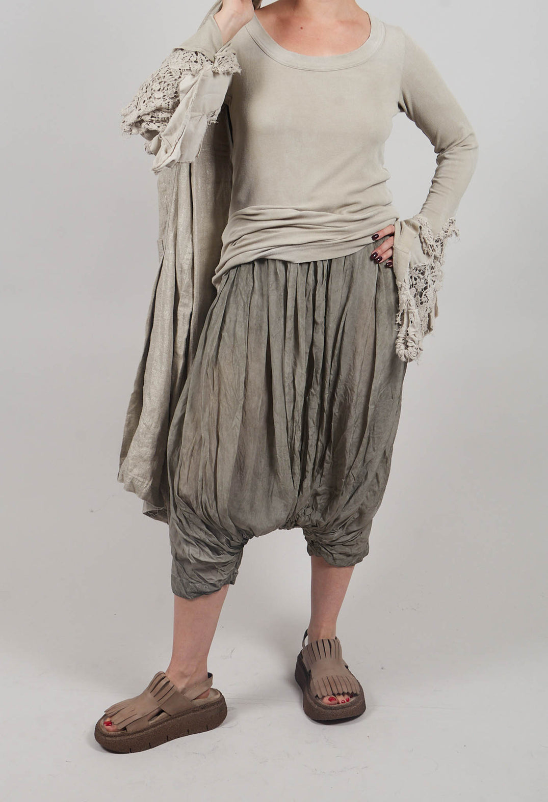 Balloon Trousers in Hay Cloud