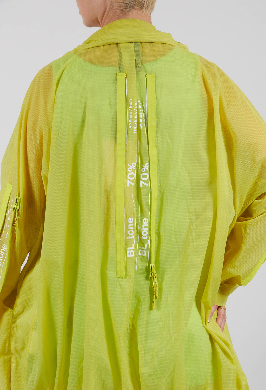 Lightweight Coat with Zip in Sun