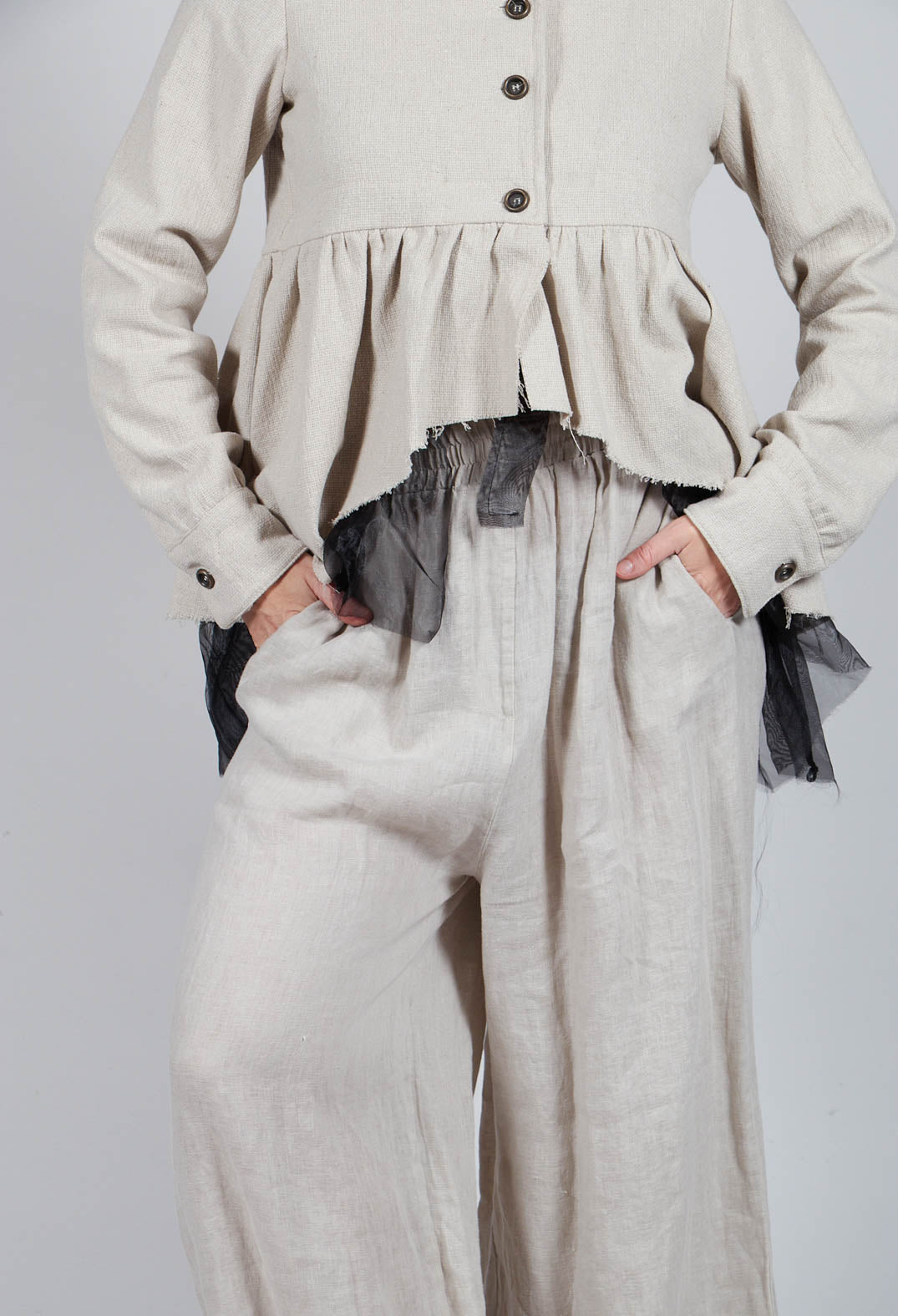 Wide Leg Trousers in Lino and Tinto Freddo Desert