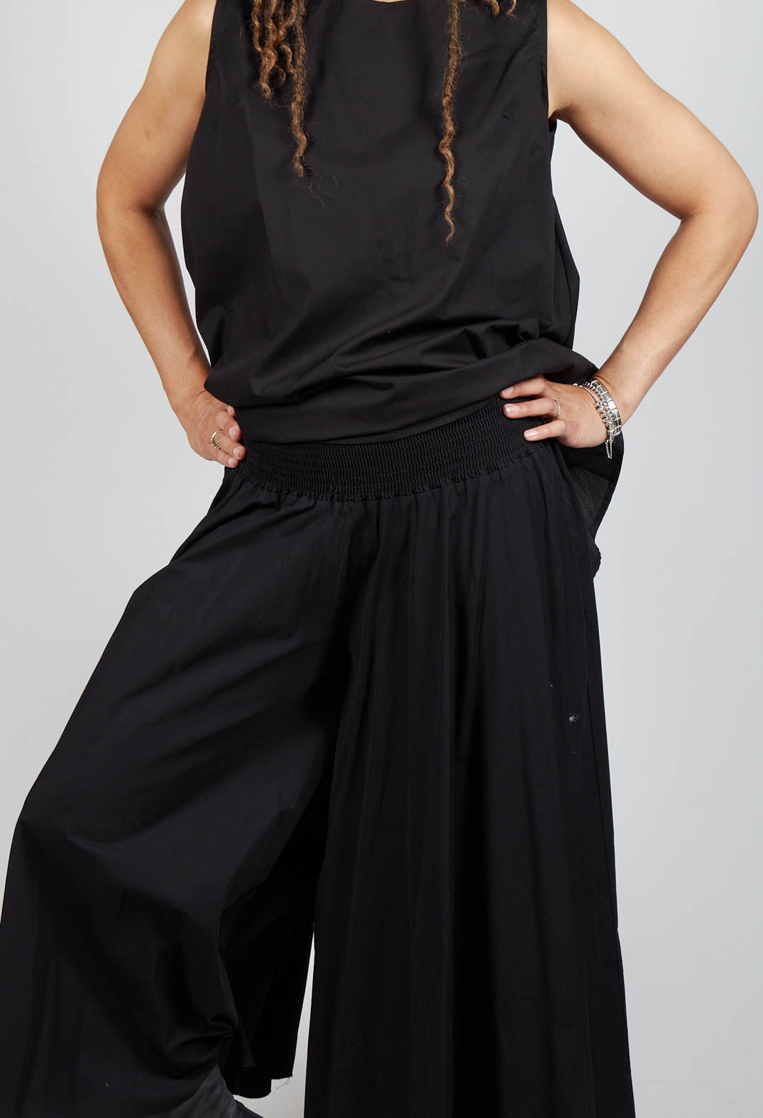 CuCuLotts Trousers in Black