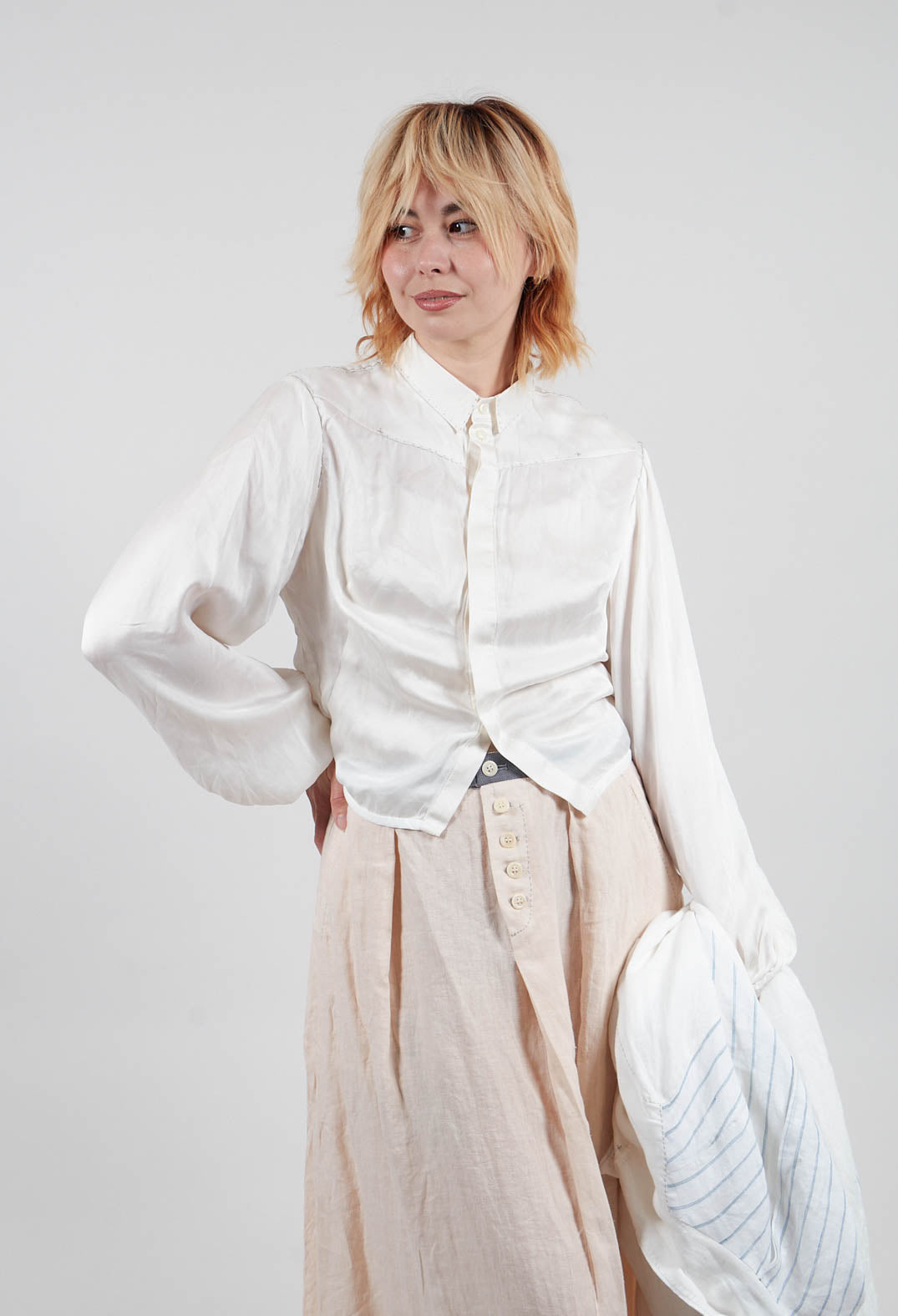 Silk Cropped Shirt in Original White
