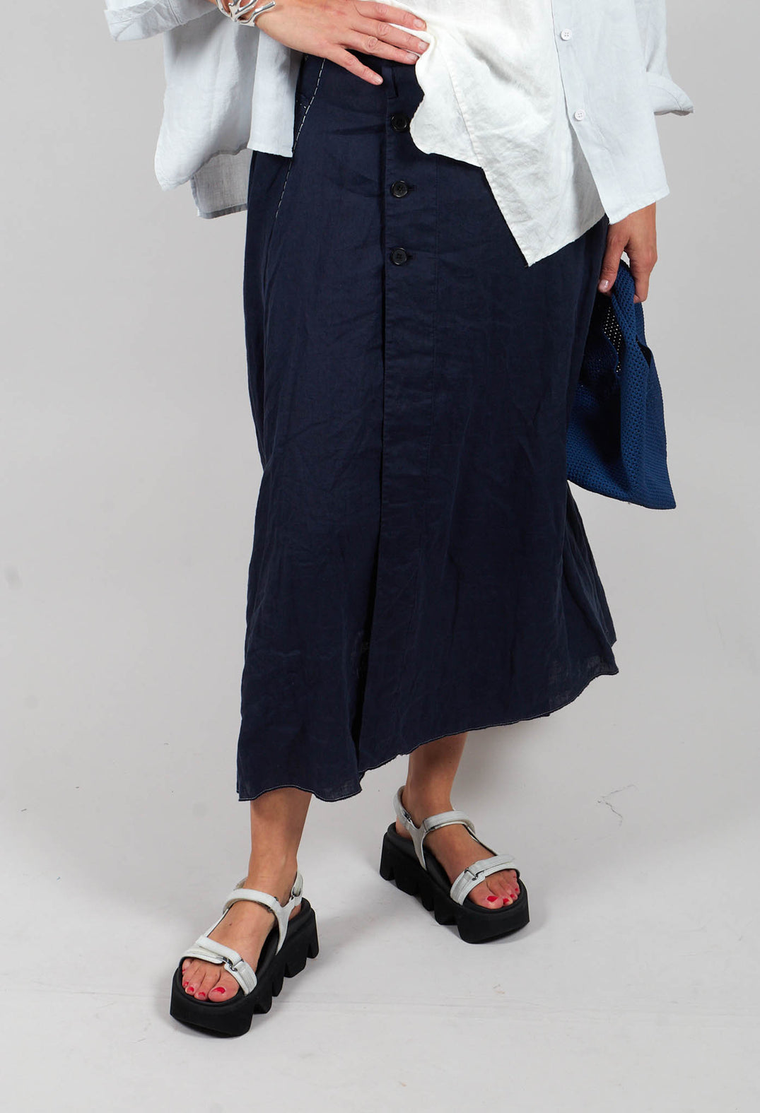 Linen Skirt in Navy