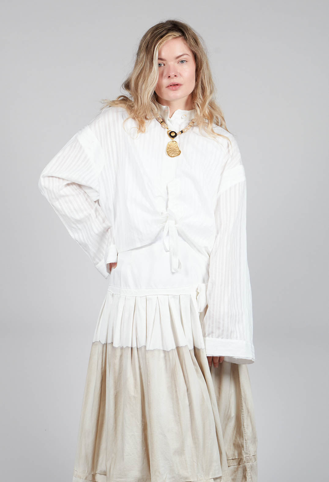 Cameo Top in White